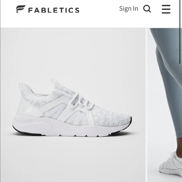 NWT Fabletics - Caheunga Performance Sneaker - Picture 4 of 4